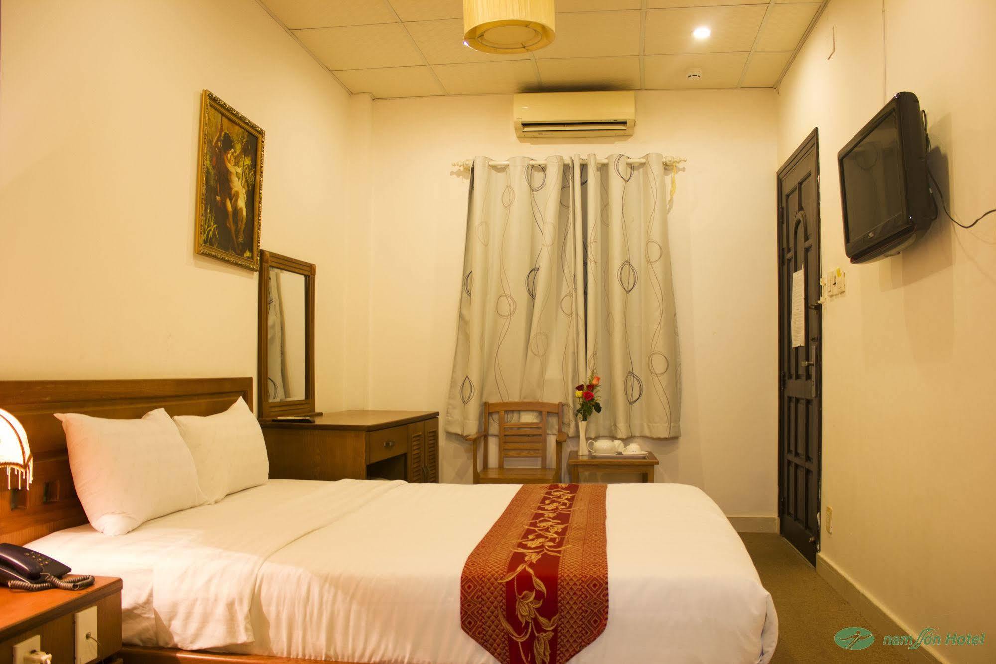 Nam Son Hotel Hô Chi Minh-Ville Extérieur photo